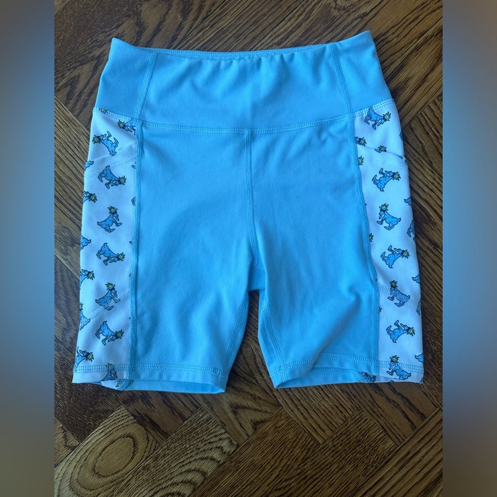 GOAT USA Girls Althetic Shorts Size L